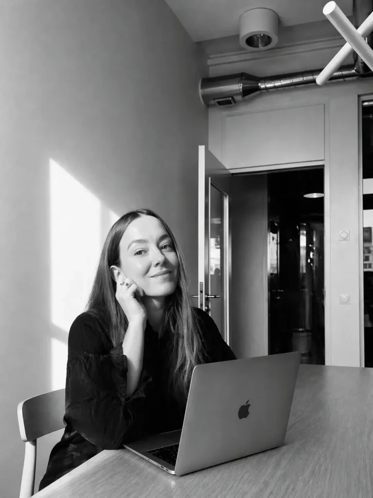 Webbdesigner som bygger responsiva hemsidor åt konsulter.
